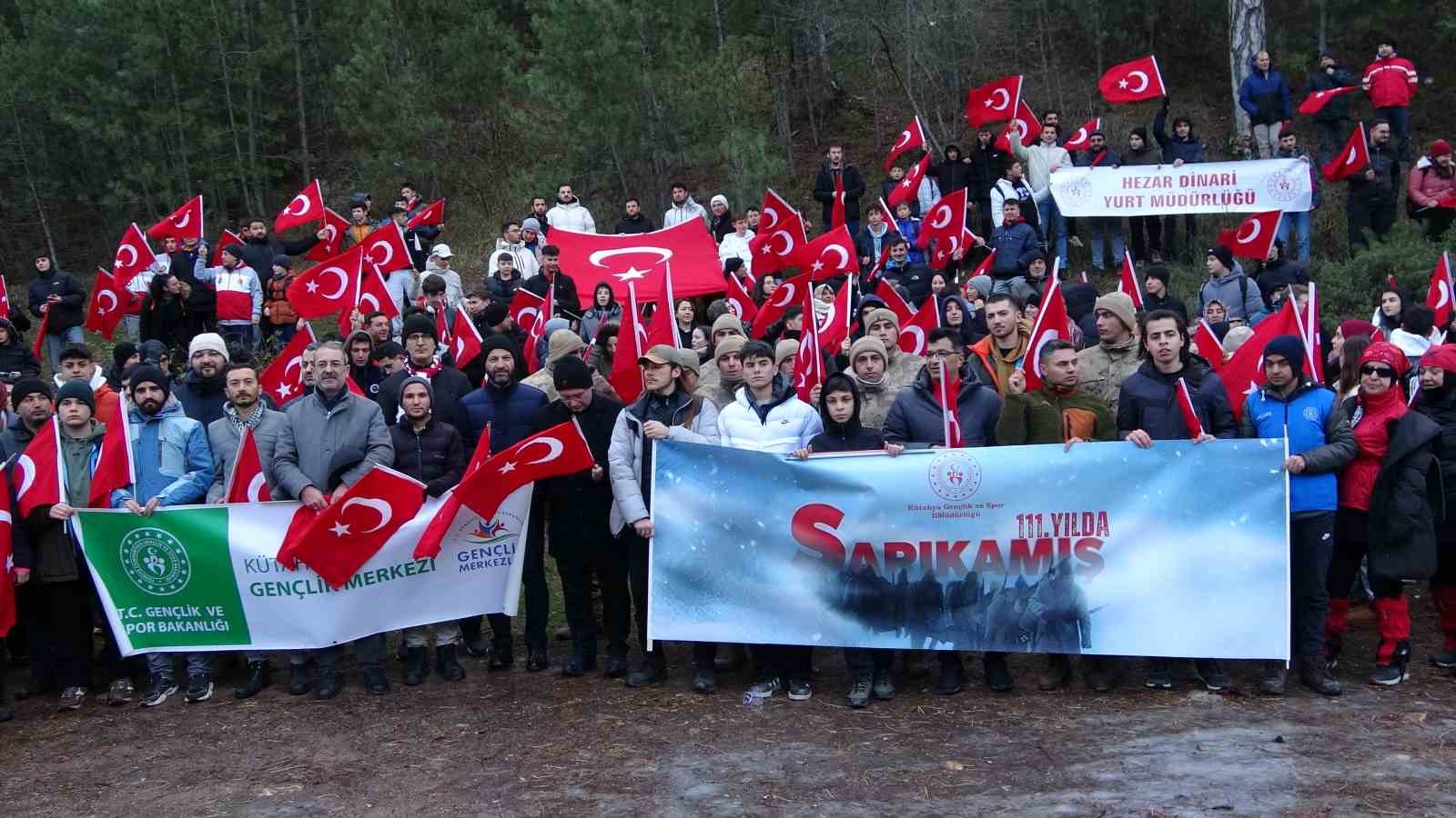 kutahyada sarikamis sehitleri dualar ve yuruyusle anildi 3 81ssOeiX