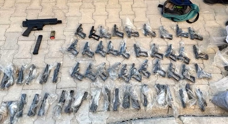 kutahyada-silah-kacakciligi-operasyonunda-yakalanan-5-zanli-tutuklandi-1C2w6ks2.jpg