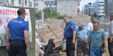 kutahyada-tahliye-gerginligi-84-yasindaki-kadin-ve-oglu-ekiplere-direndi-n3cZrHR7.jpg