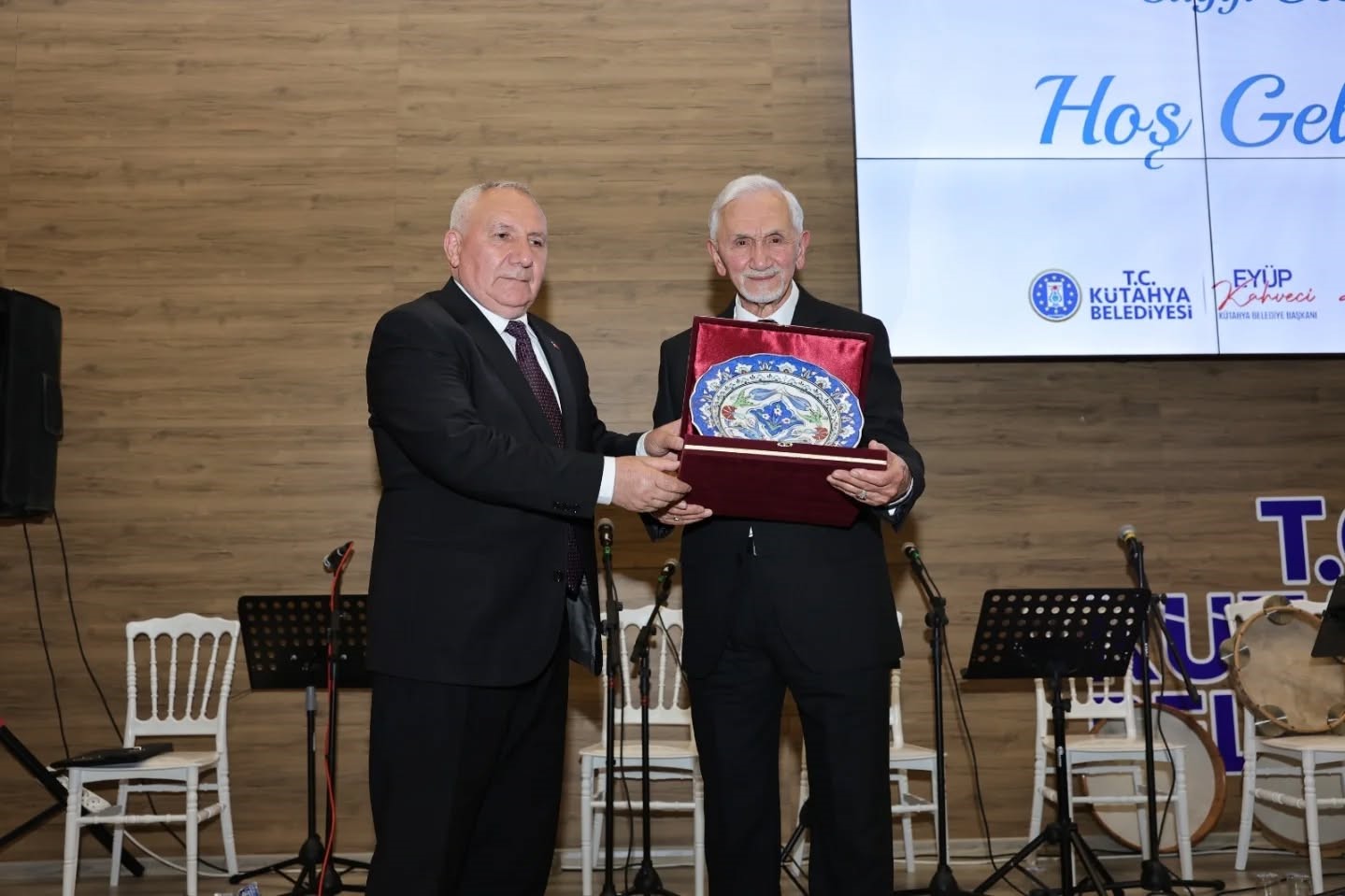 kutahyada tekin ugurel icin saygi gecesi duzenlendi 3 1PZWIJF1