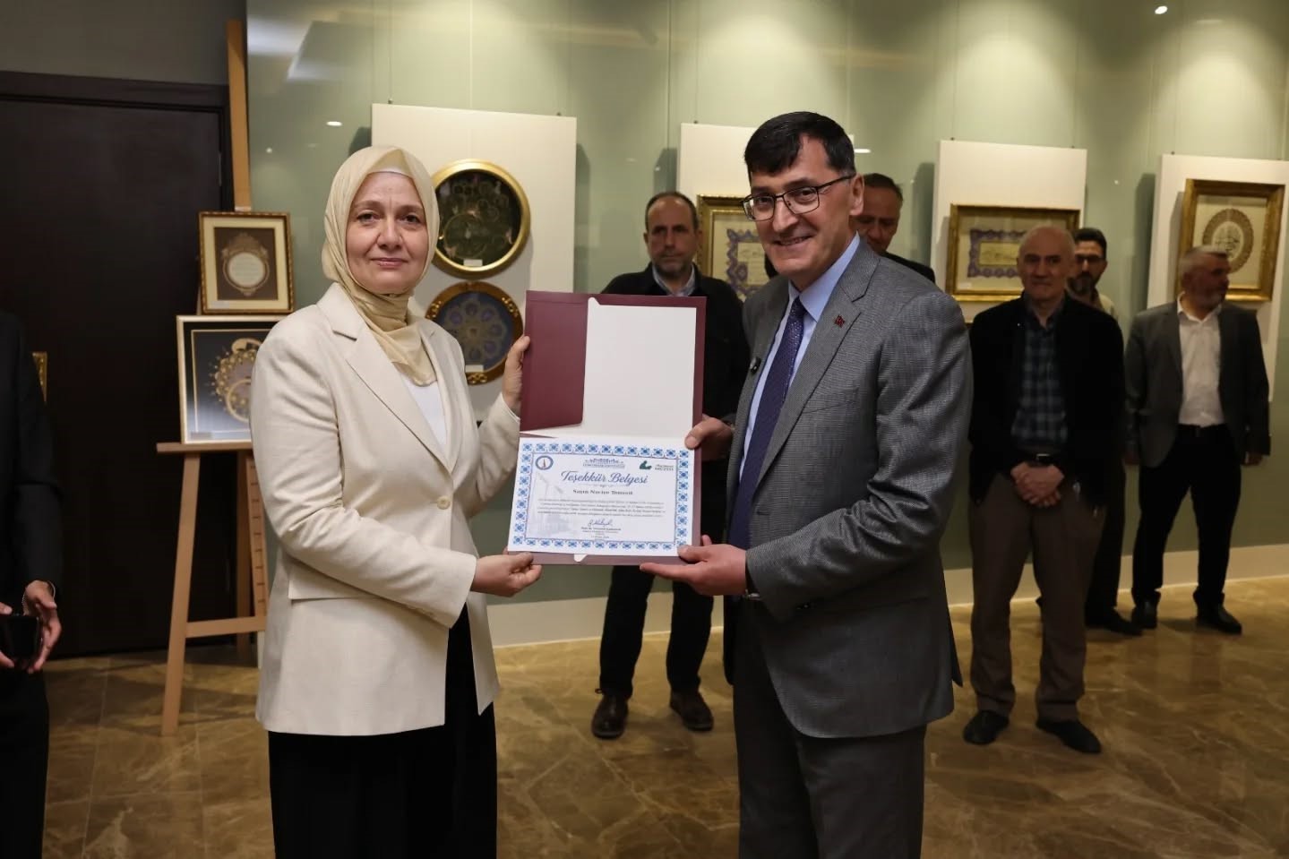 kutahyada tezhip sanati kurslarla gelecek nesillere aktariliyor 10