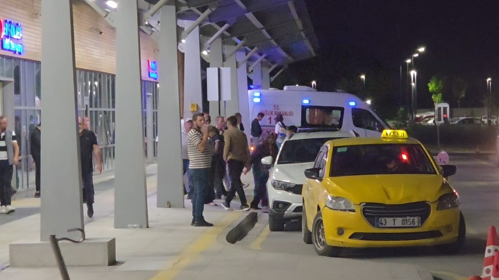 kutahyada zehirlenme suphesiyle hastaneye basvuranlarin sayisi 71e yukseldi 4