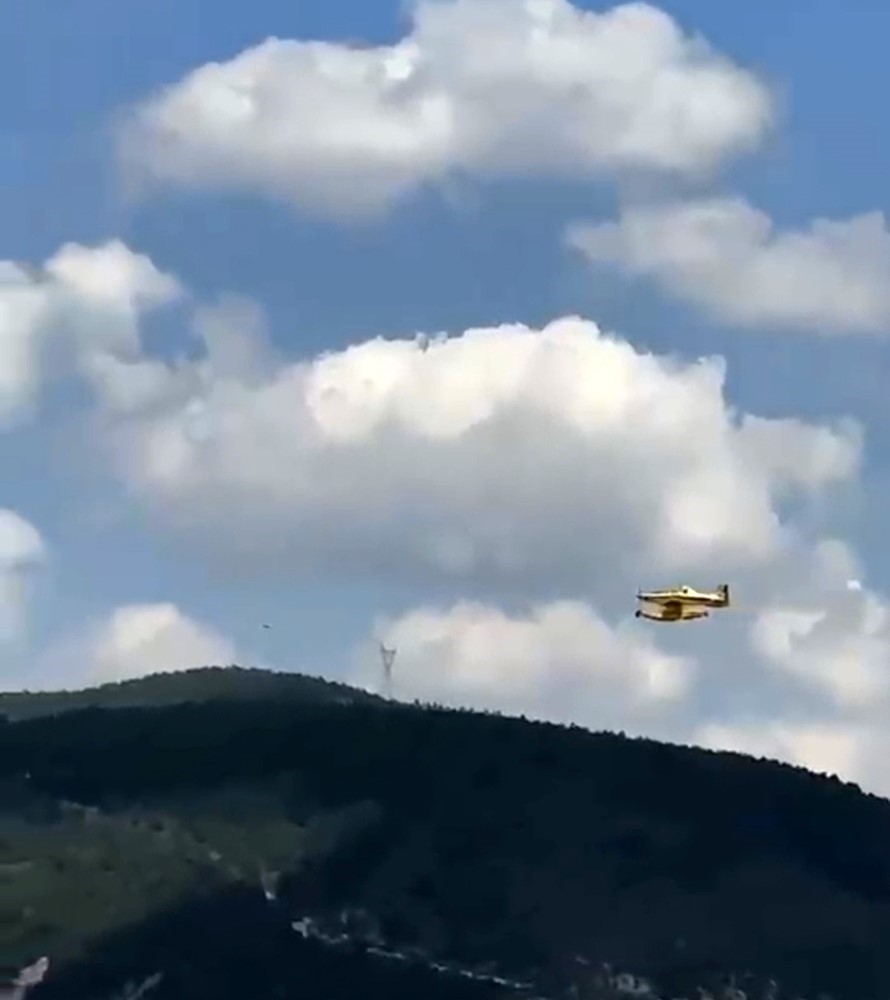 Kütahya’daki orman yangınına müdahale sürüyor: 7 helikopter, 4 uçak ve 22 arazöz görevde 4 kutahyadaki orman yanginina mudahale suruyor 7 helikopter 4 ucak ve 22 arazoz gorevde 0 nzNYG1ZI