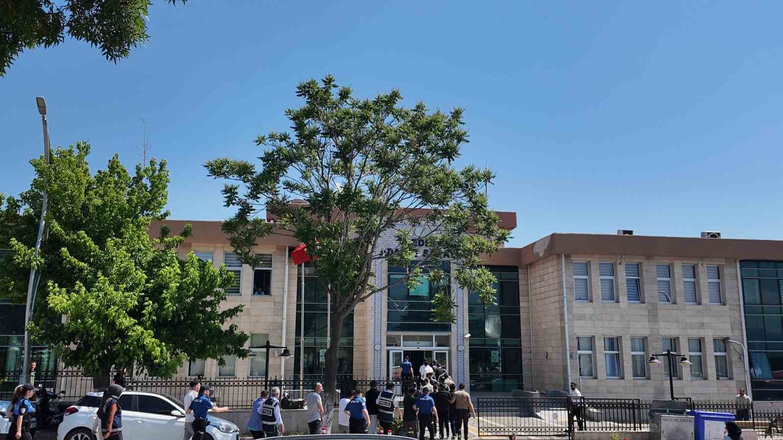 kutahyadaki uyusturucu operasyonunda 28 supheli adliyeye sevk edildi 2 NMOa7l6k