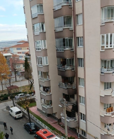 kutahyadaki-yanginda-agir-yaralanan-kadin-hayatini-kaybetti-N8CT6QrJ.jpg