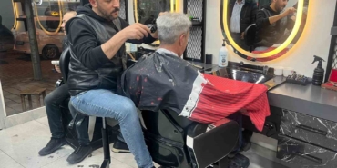 kutahyali-berberden-ornek-cozum-meslegini-birakmadi-koltugu-donusturdu-8eL9fjst.jpg