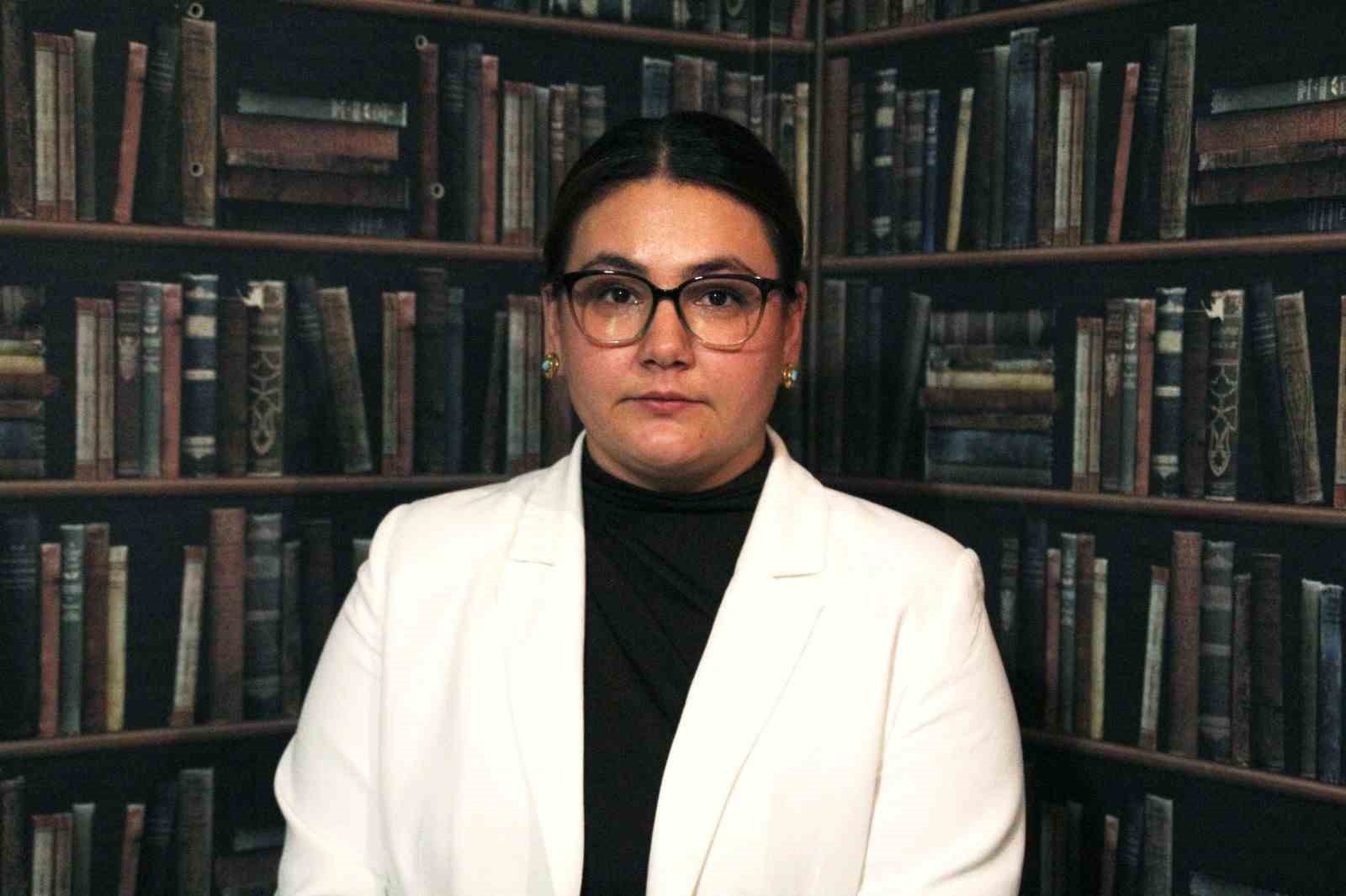 Kütahyalı gazeteciler tehdit, hakaret ve fiziki müdahaleye maruz kaldı 4 kutahyali gazeteciler tehdit hakaret ve fiziki mudahaleye maruz kaldi 0 7F1ZE8eR