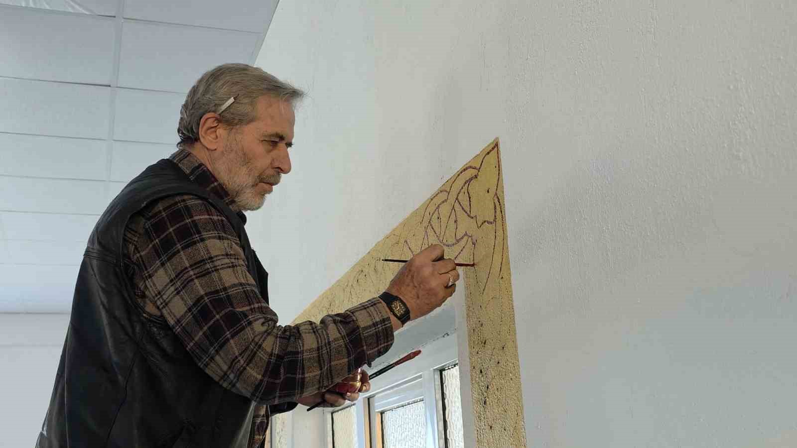kutahyali imam gorev yaptigi camileri hat ve nakkas sanati ile susluyor 1 p1VFC8NQ