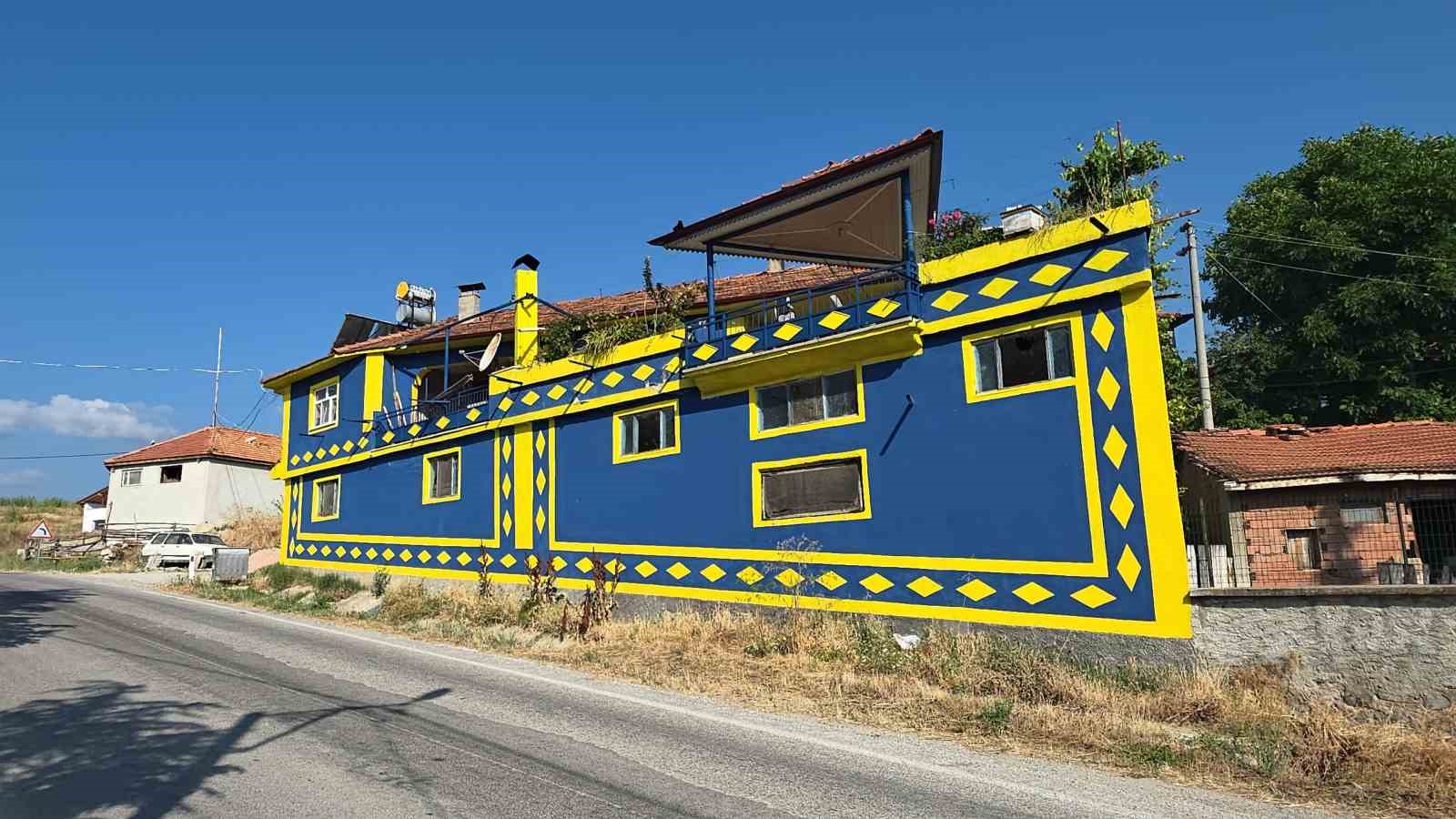 kutahyali taraftarin sari lacivert aski evine yansidi 4 1ZqlZP2A