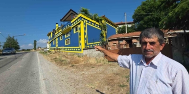 kutahyali-taraftarin-sari-lacivert-aski-evine-yansidi-vrPPXMYE.jpg