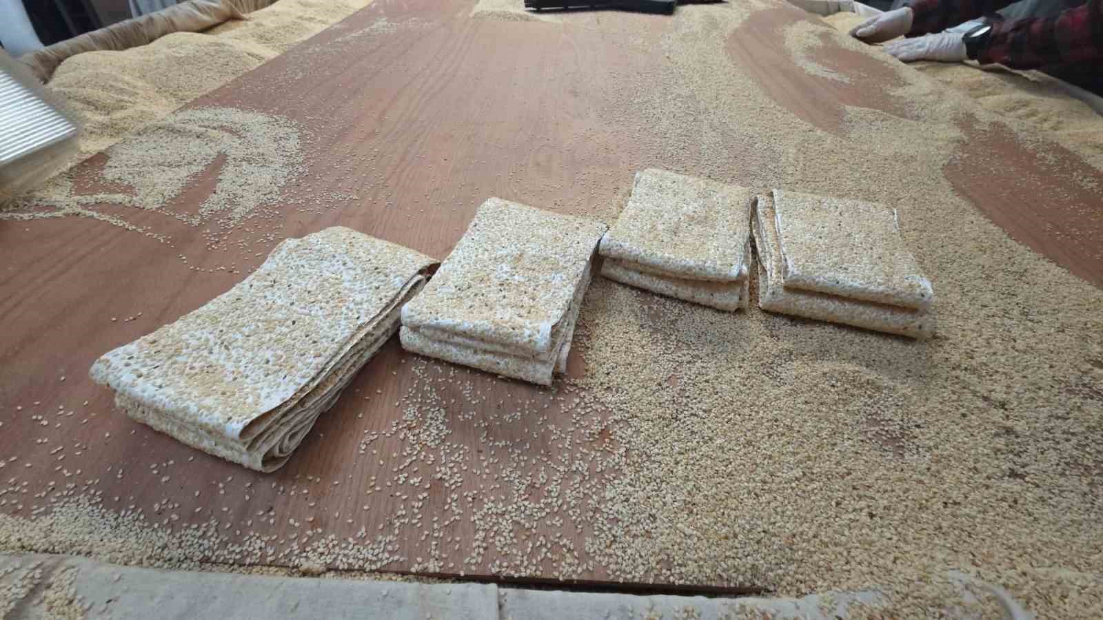 kutahyanin 128 yillik ramazan lezzeti pasa helvasi 3 frEaDvGg