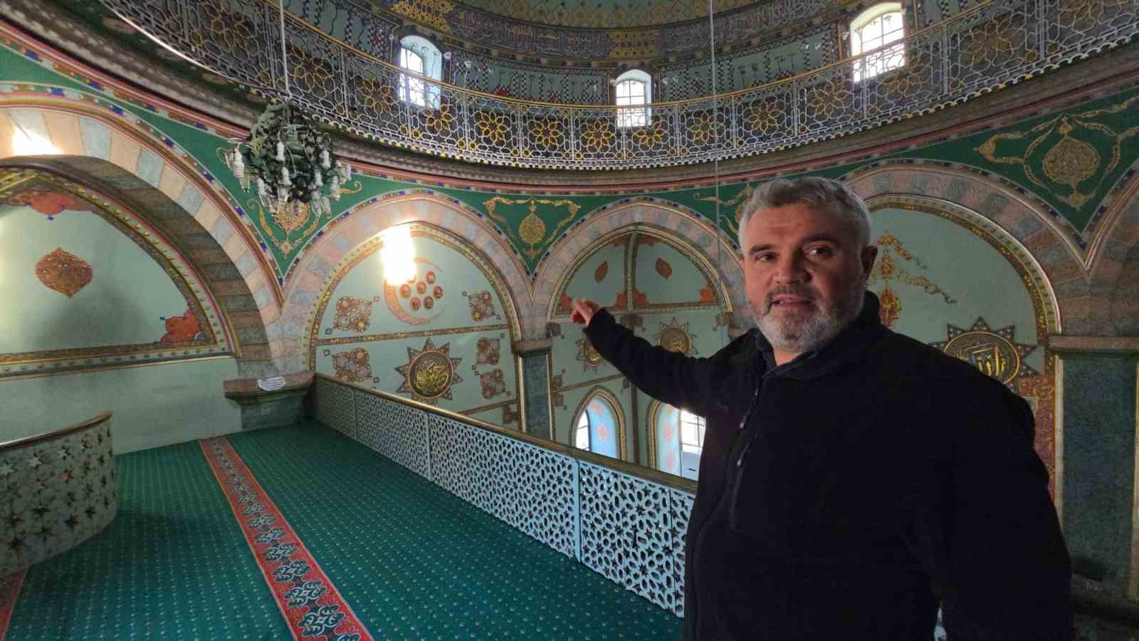 kutahyanin saheseri yesil camii 2 DEOQUBg1