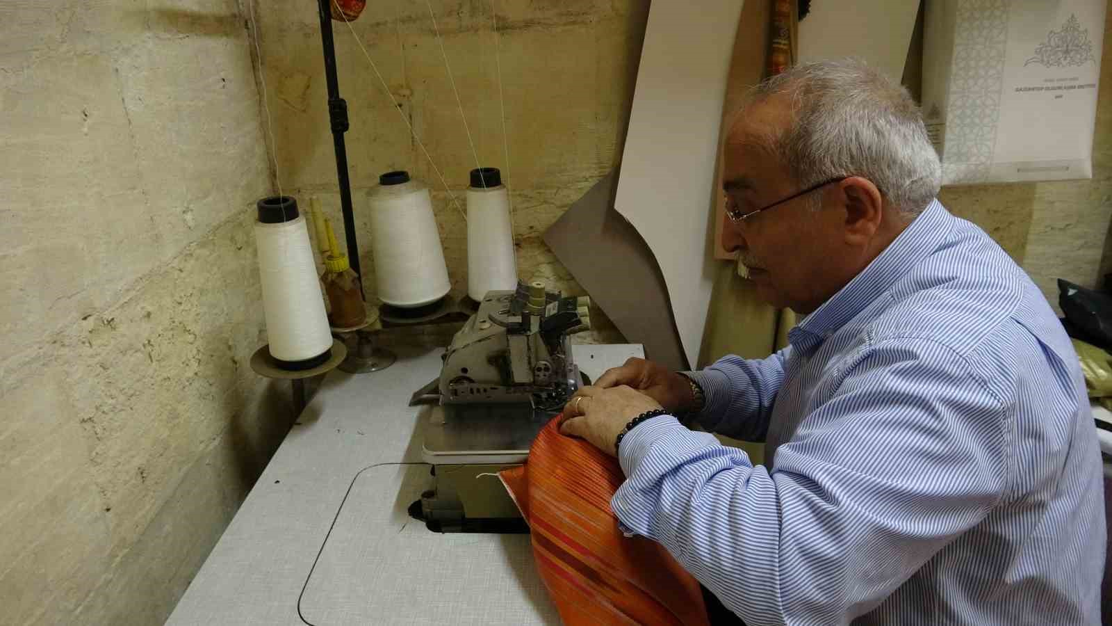 kutnu kumasindan yapilan urunler buyuk ilgi goruyor 3 D6jNESdB