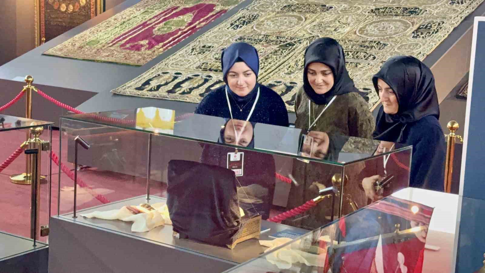kutsal emanetler tokatta yogun ilgi gordu 8 tm58taqh