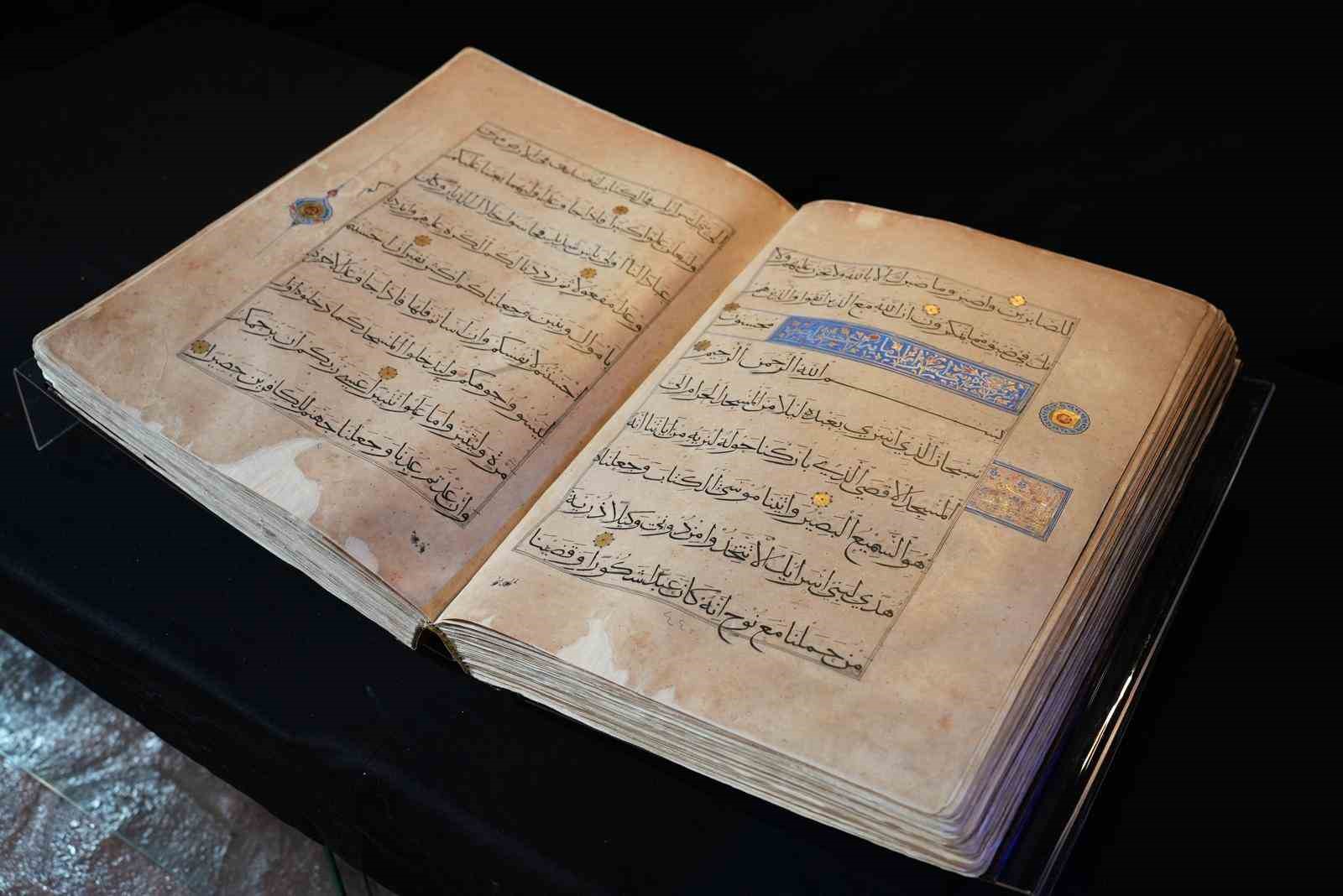 kutsal emanetlere rekor ziyaret 1 T2j9IHXR