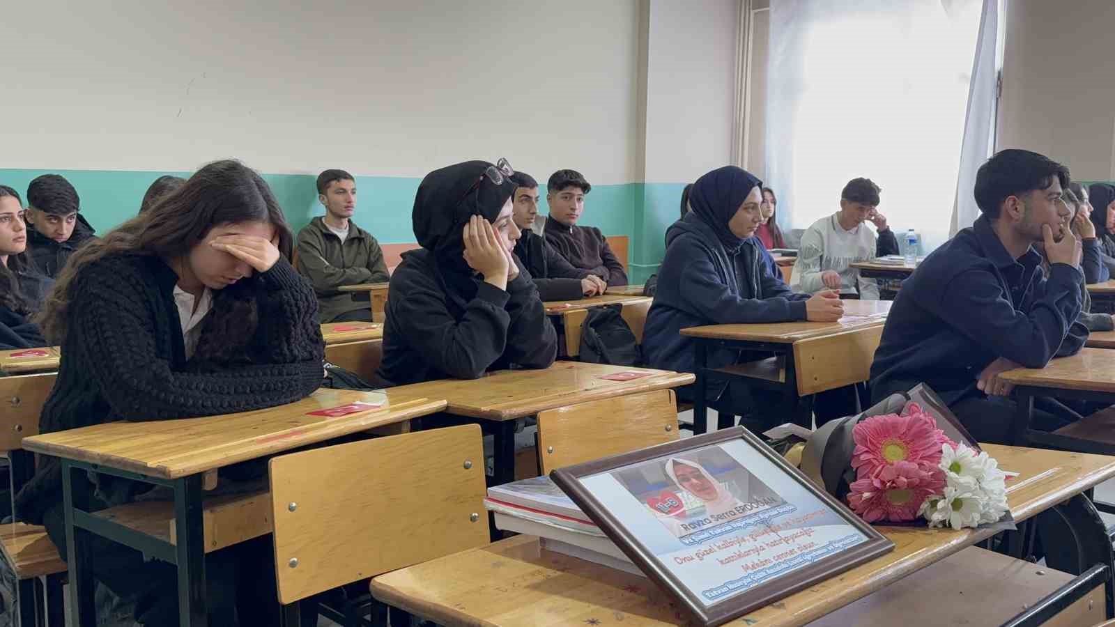 kutsal topraklarda hayatini kaybeden ogrenci icin anma programi 1 eScZTdmB