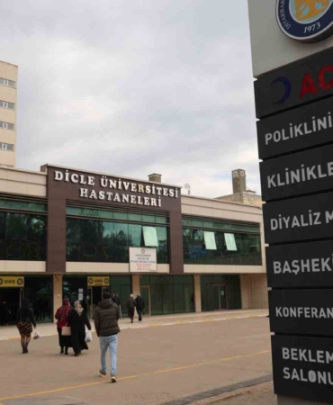 kuyumcu-ibani-uzerinden-bicak-parasi-alan-genel-cerrah-universitedeki-gorevine-dondu-KTQv9IEV.jpg