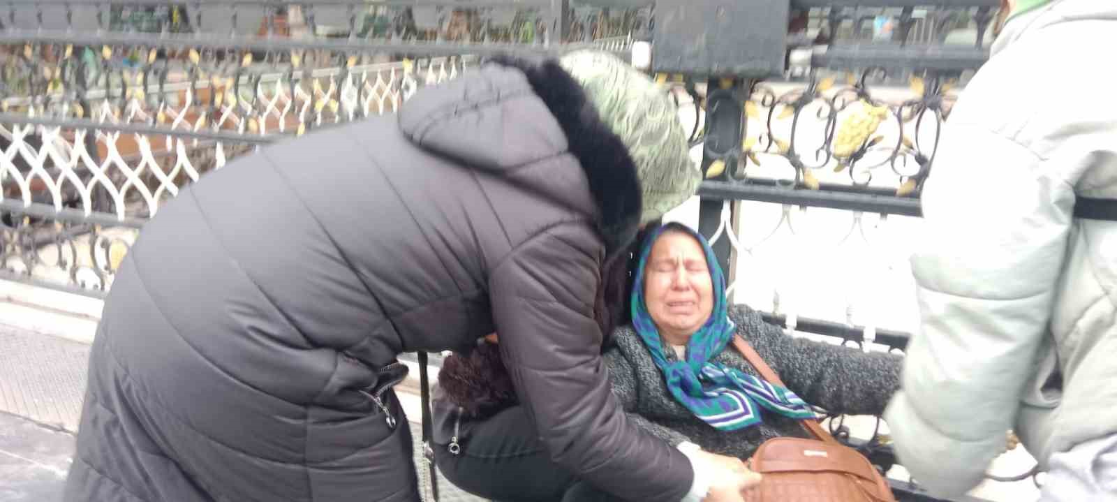 kuyumcu magdurlarinin eyleminde yasli kadin fenalasti 2 h9n8MPql