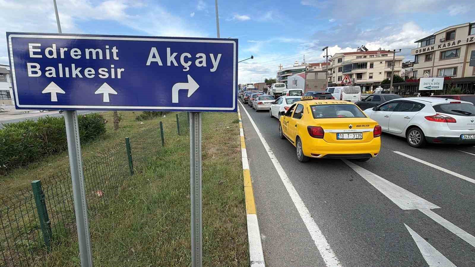 kuzey egede trafikte 9 gunluk bayram tatili yogunlugu basladi 2 KMUNCaFL