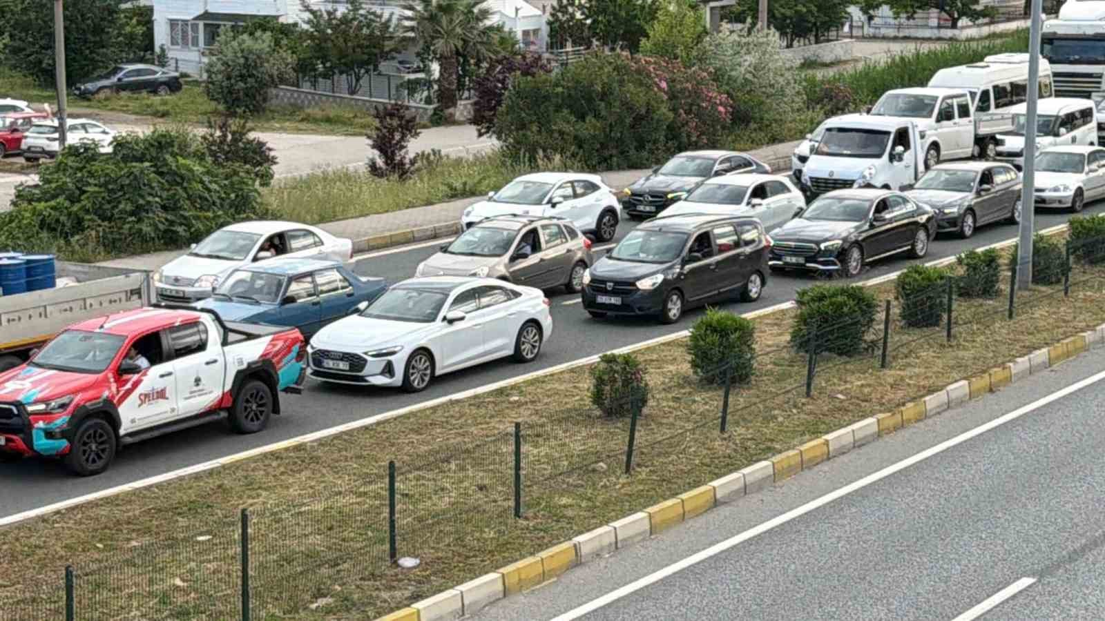 kuzey egede trafikte 9 gunluk bayram tatili yogunlugu basladi 4 GaPftjn6