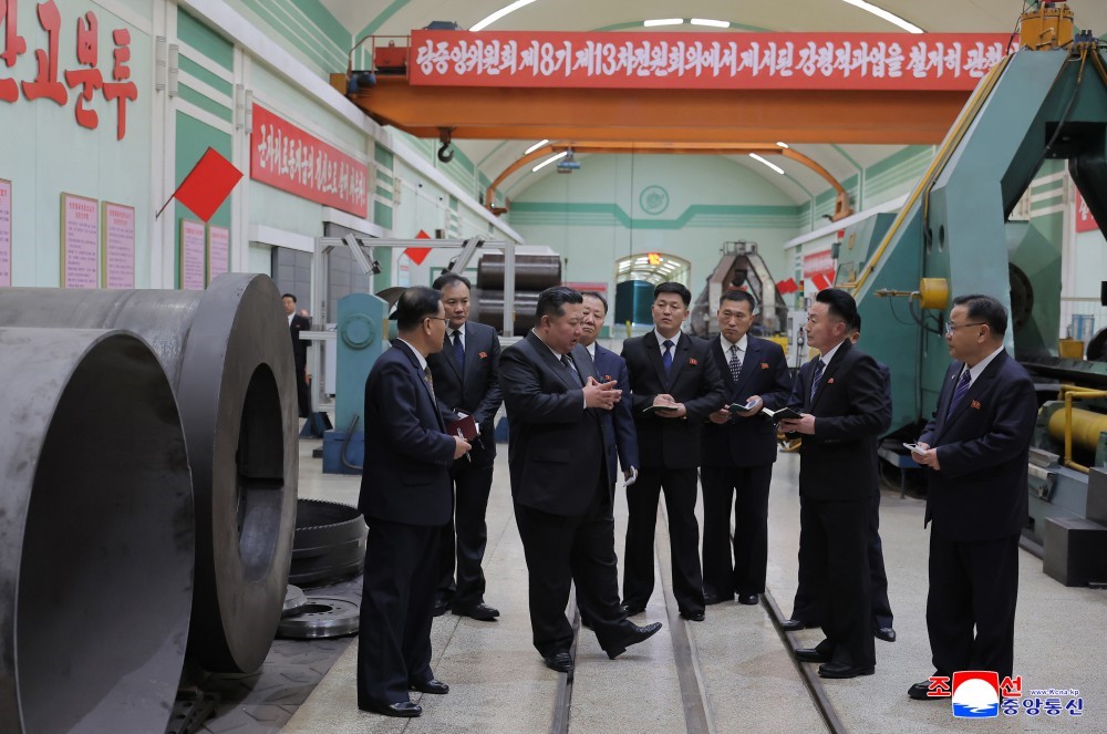 kuzey kore lideri kim fuze ve top mermisi uretimini artirma talimati verdi 5 GBnlBTeR
