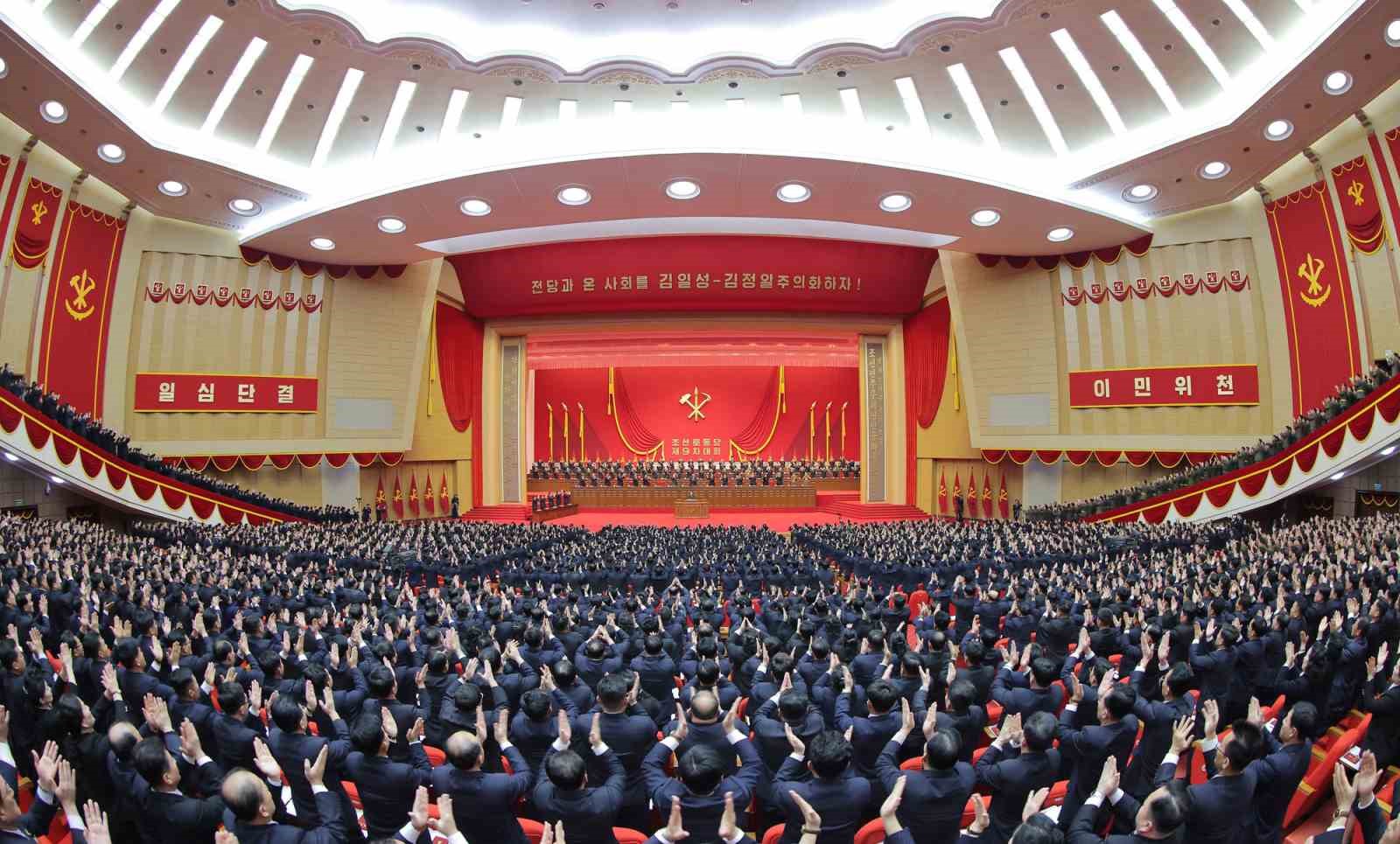 kuzey kore lideri kim yeniden kore isci partisi genel sekreteri secildi 8 aPwlSXP5