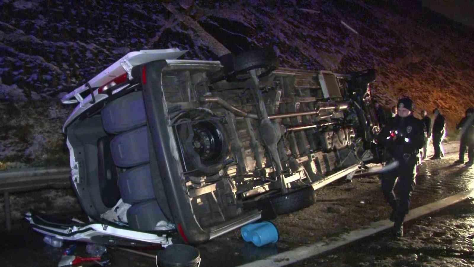 kuzey marmara otoyolunda kar yagisi kaza getirdi 11 yarali 1 WfUk1djP