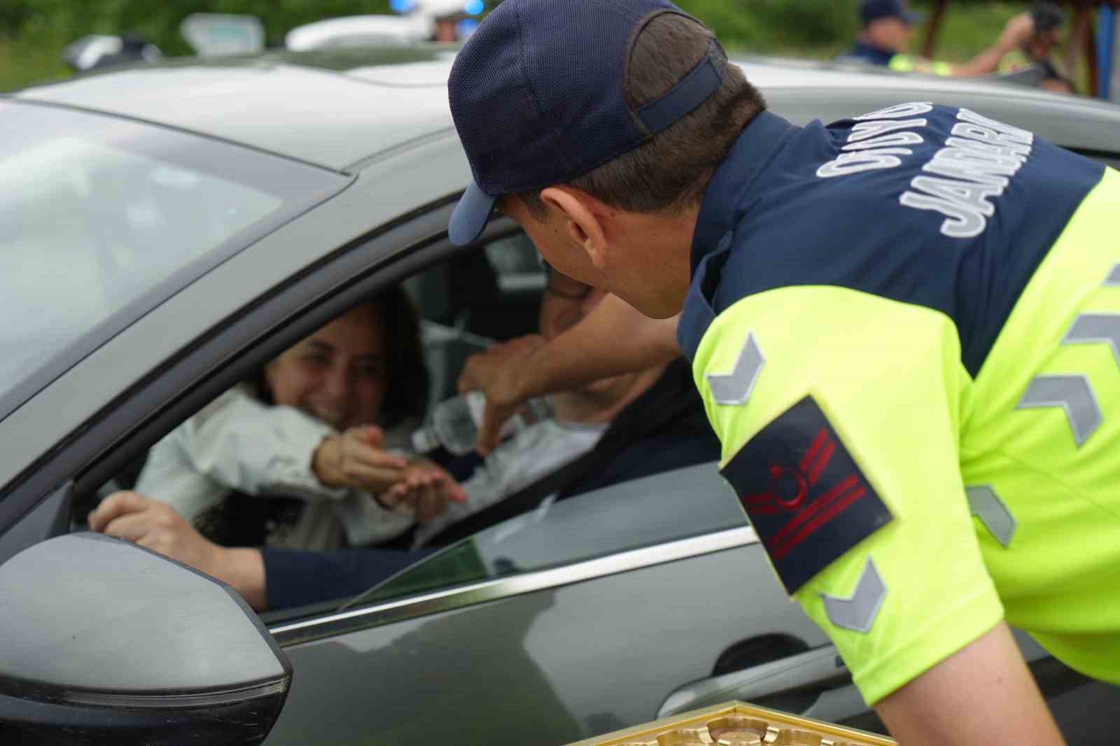 kuzey marmarada suruculere cikolatali bayram uyarisi 0 Mb658Laj