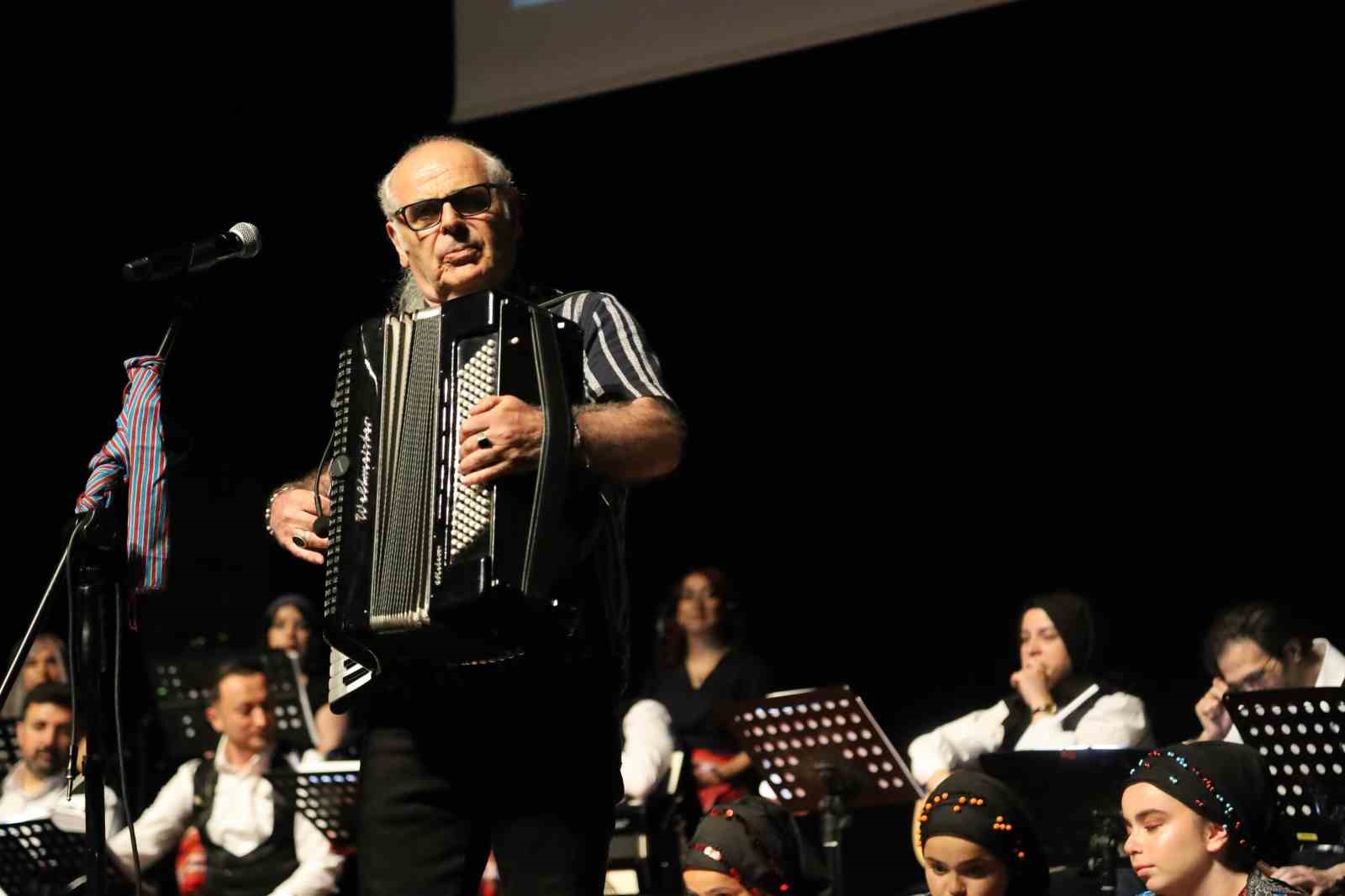 Kuzeyin Ezgileri Merinos’ta Bursalılarla buluştu 6 kuzeyin ezgileri merinosta bursalilarla bulustu 2 d2wW54BL