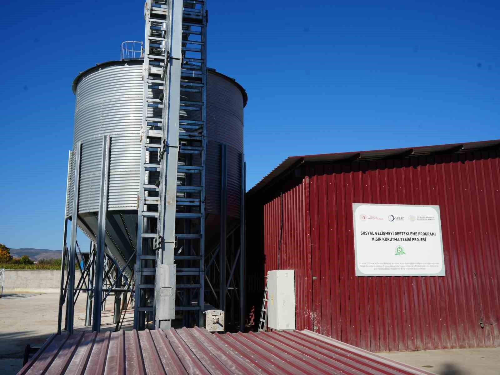 kuzkanin destegiyle kurulan misir kurutma tesisi ile ciftciler urunlerini degerinde satabilecek 5 DuwvCNPM