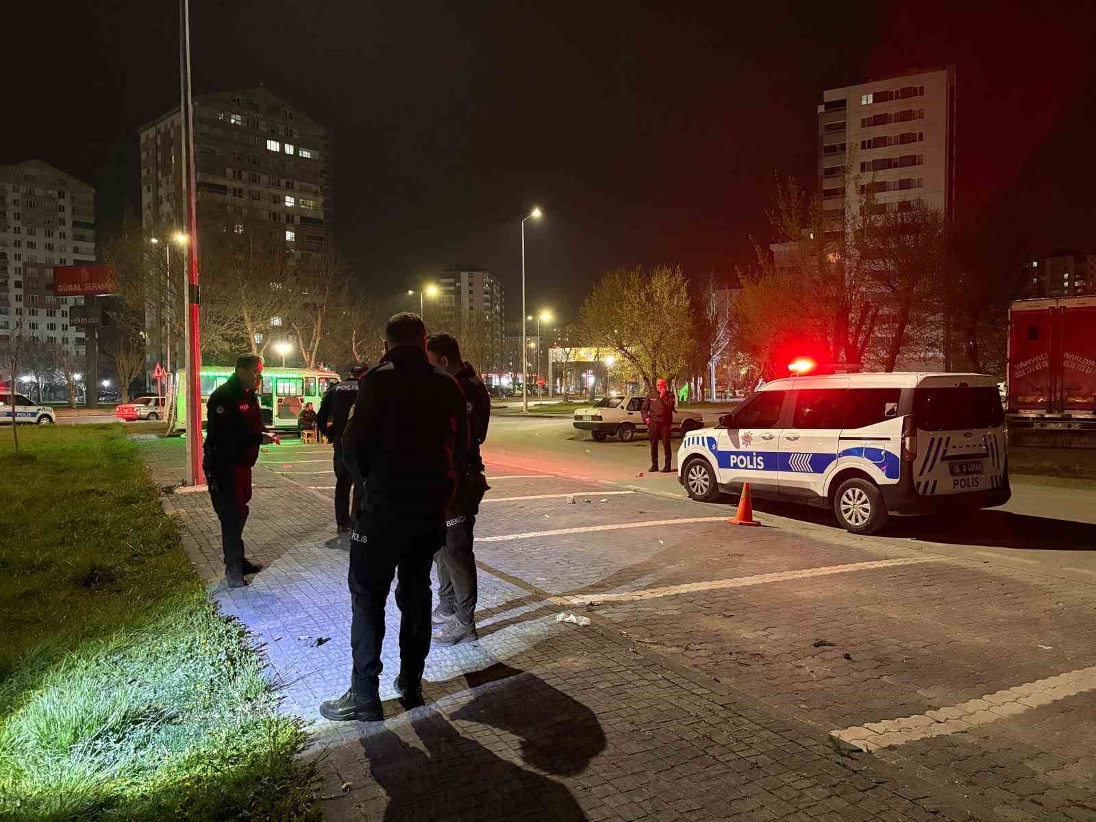 laf atma meselesinde kan akti 4 yarali 0