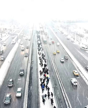 lapa-lapa-kar-yagan-bahcelievler-havadan-goruntulendi-Hmv4RM42.jpg