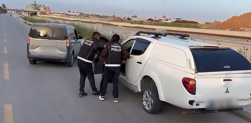lastiklere yapilan ozel bolmeden 8 kilo 266 gram eroin cikti 1 6mDUSpuF