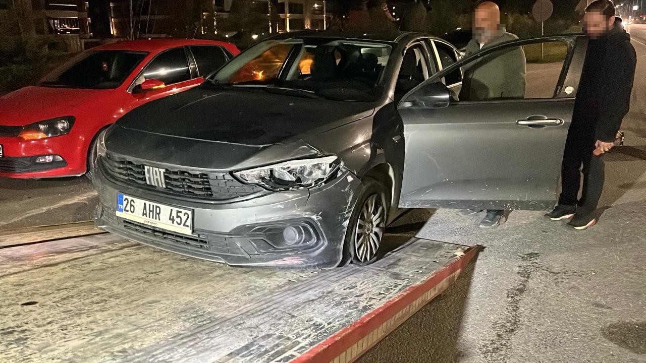 lastikleri patlatilarak durdurulan aractan uyusturucu cikti 0 hgsBkQMU