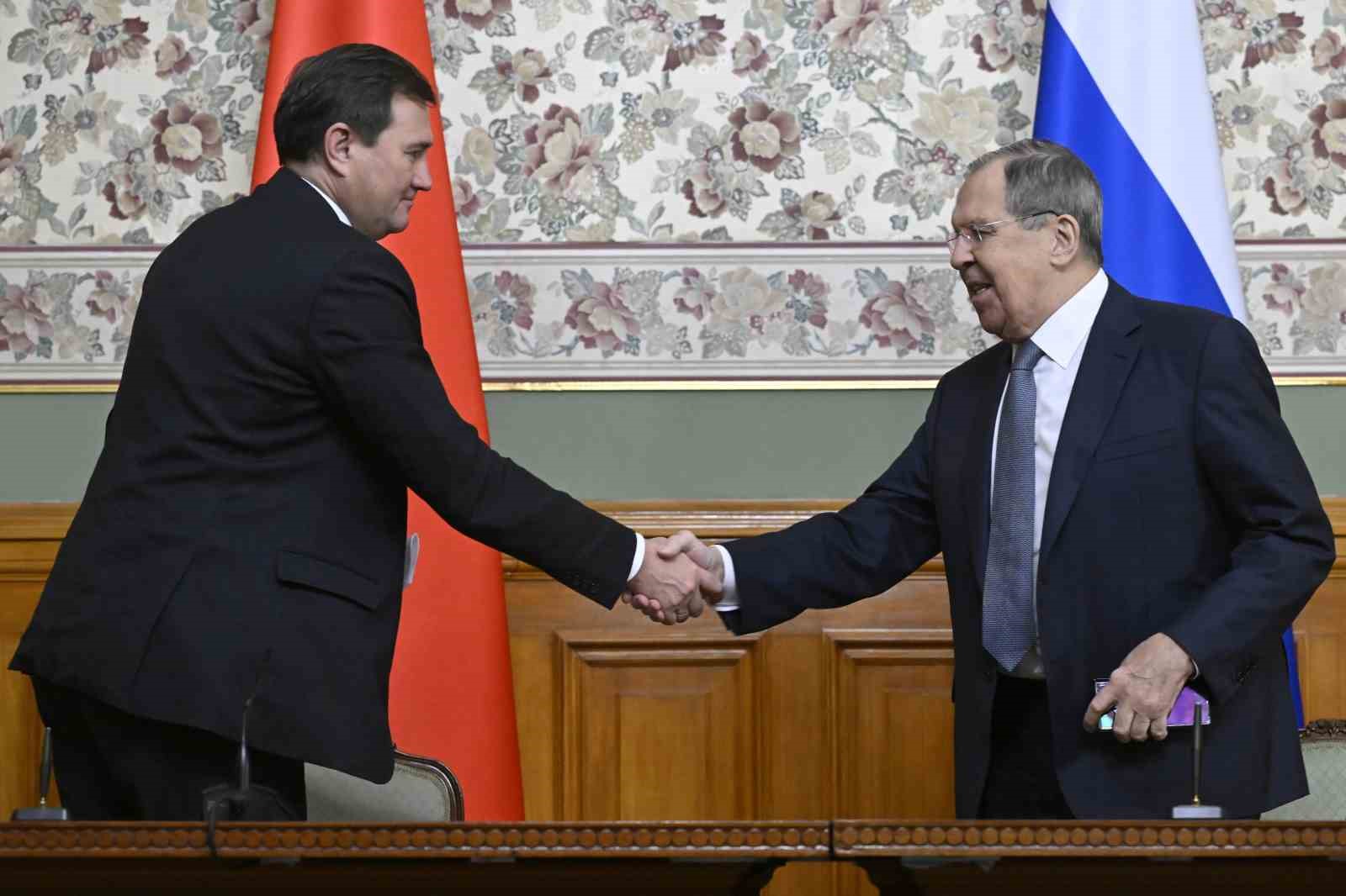 lavrov turkiye ve belarus gibi bazi ulkelerin yapici bir arabulucu rolu ustlenebilecegini goruyoruz 1 dST42snQ