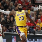 lebron-james-nbade-4-farkli-takimda-forma-giyecek-lCjmWVi4.jpg