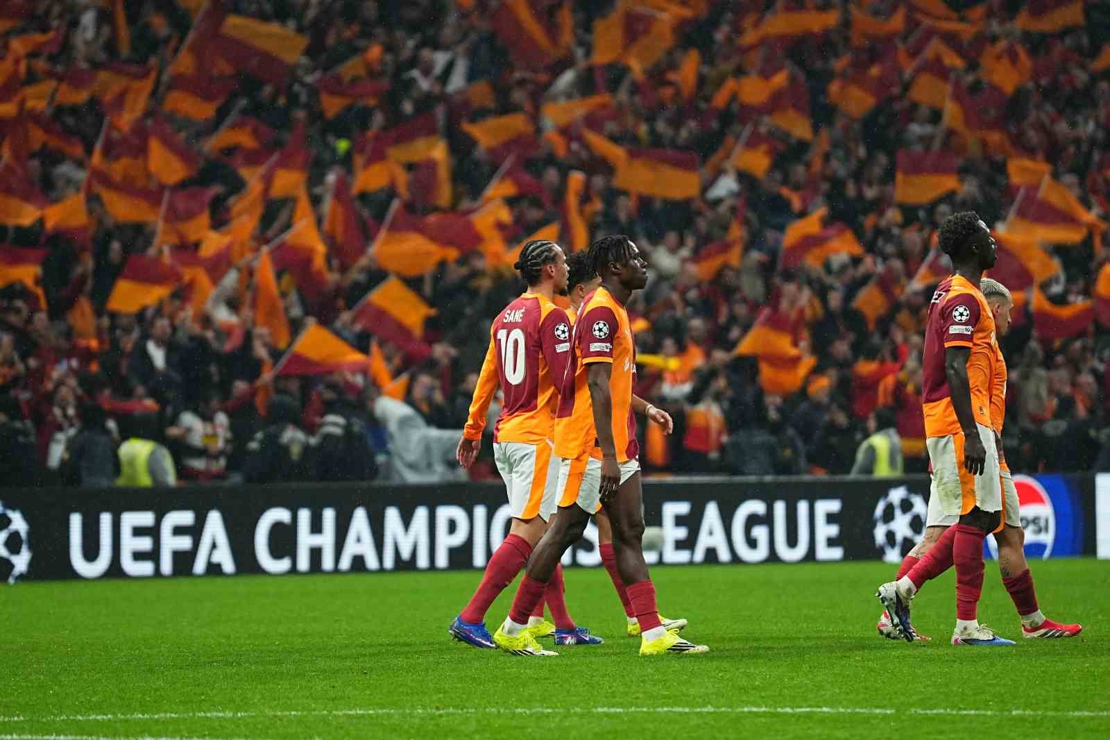 leroy sane 4 mac sonra sahada 0 9deRb25V
