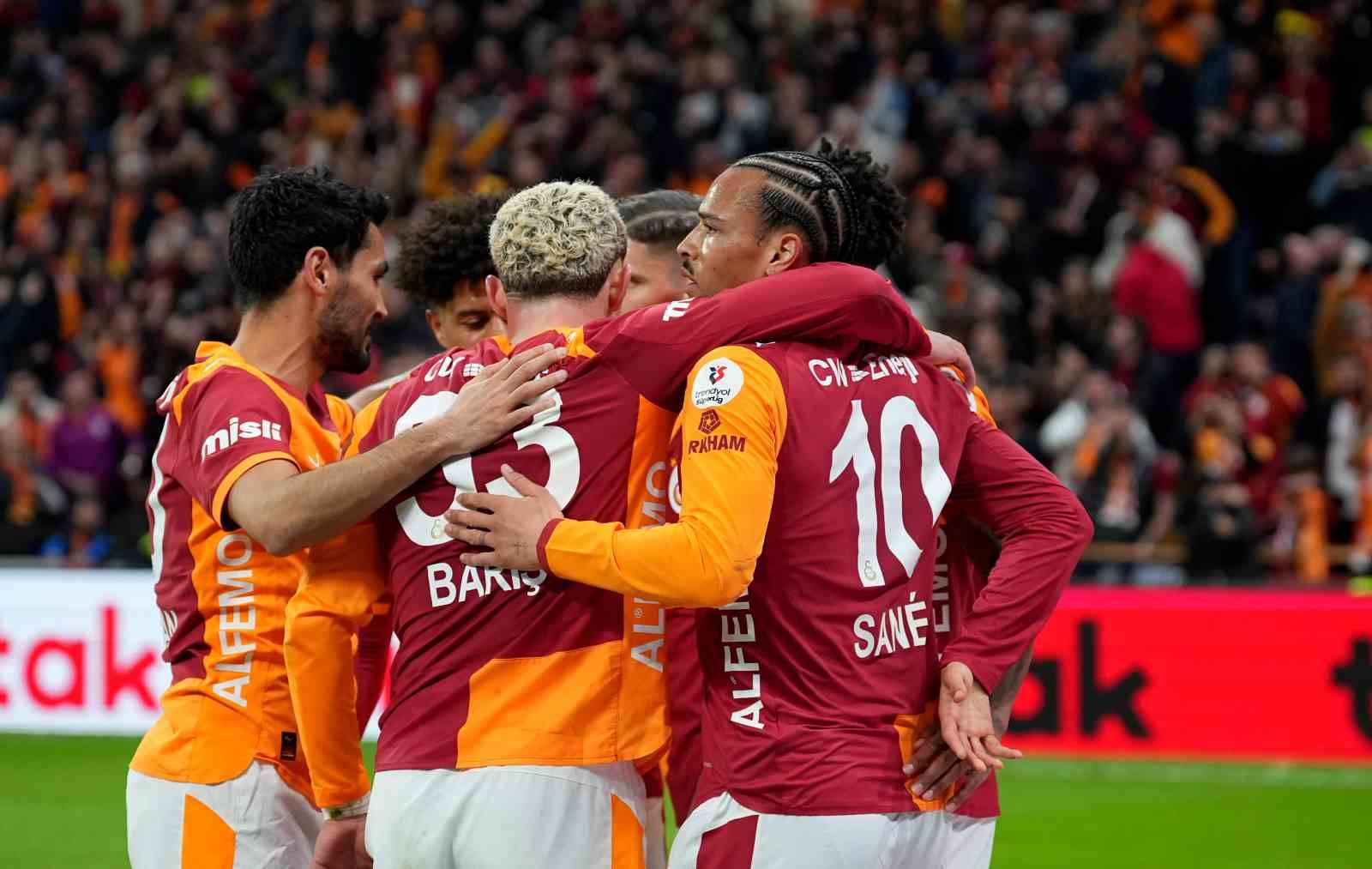 leroy sane bu sezonki 7 golunu atti 1 GvRDzkf2