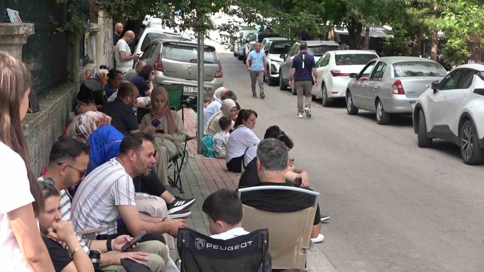 LGS heyecanı başladı, binlerce öğrenci iyi bir lise için yarışıyor 6 lgs heyecani basladi binlerce ogrenci iyi bir lise icin yarisiyor 2 KRJerQ6X