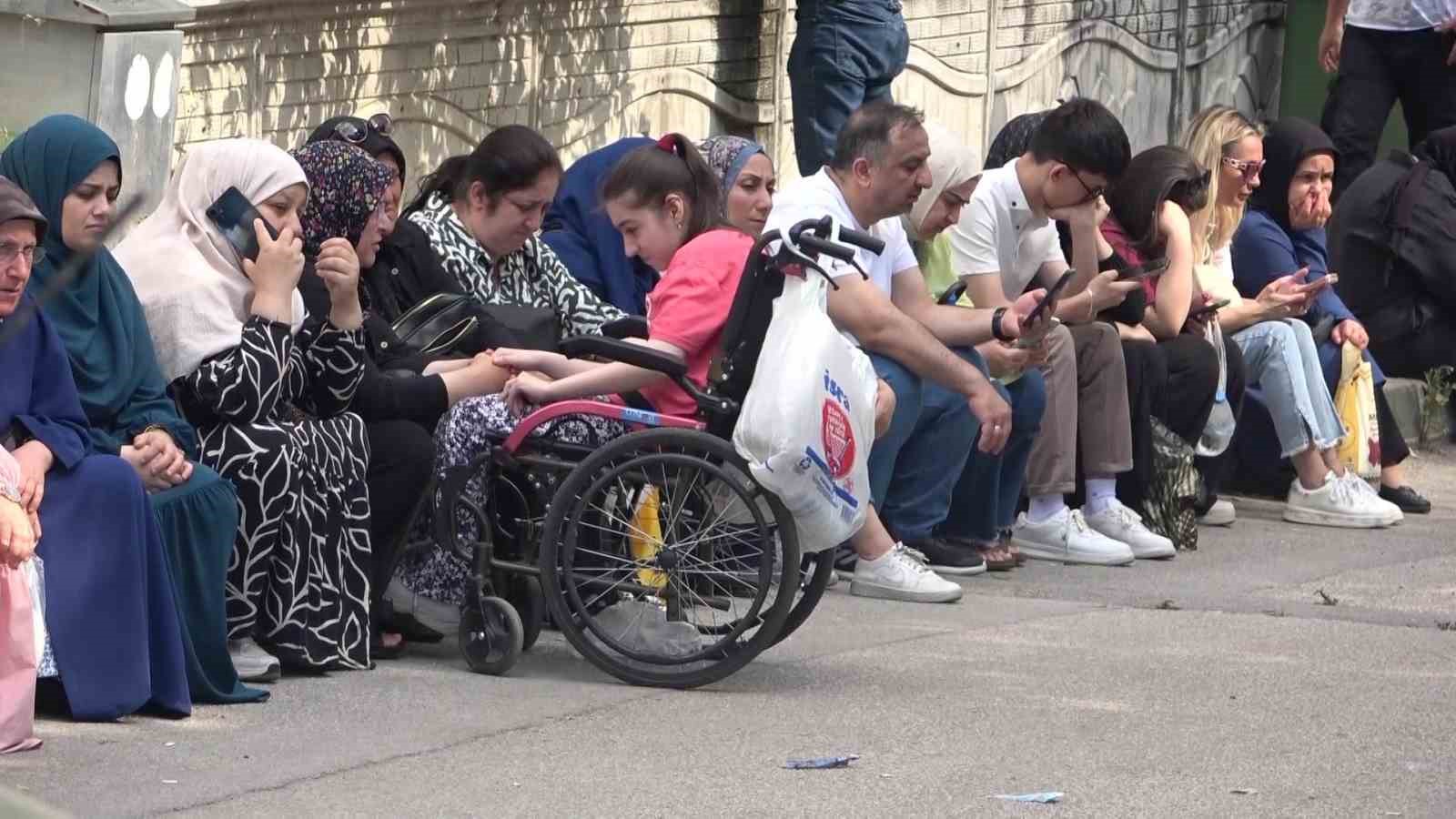 LGS heyecanı başladı, binlerce öğrenci iyi bir lise için yarışıyor 8 lgs heyecani basladi binlerce ogrenci iyi bir lise icin yarisiyor 4 Mr6wpr37