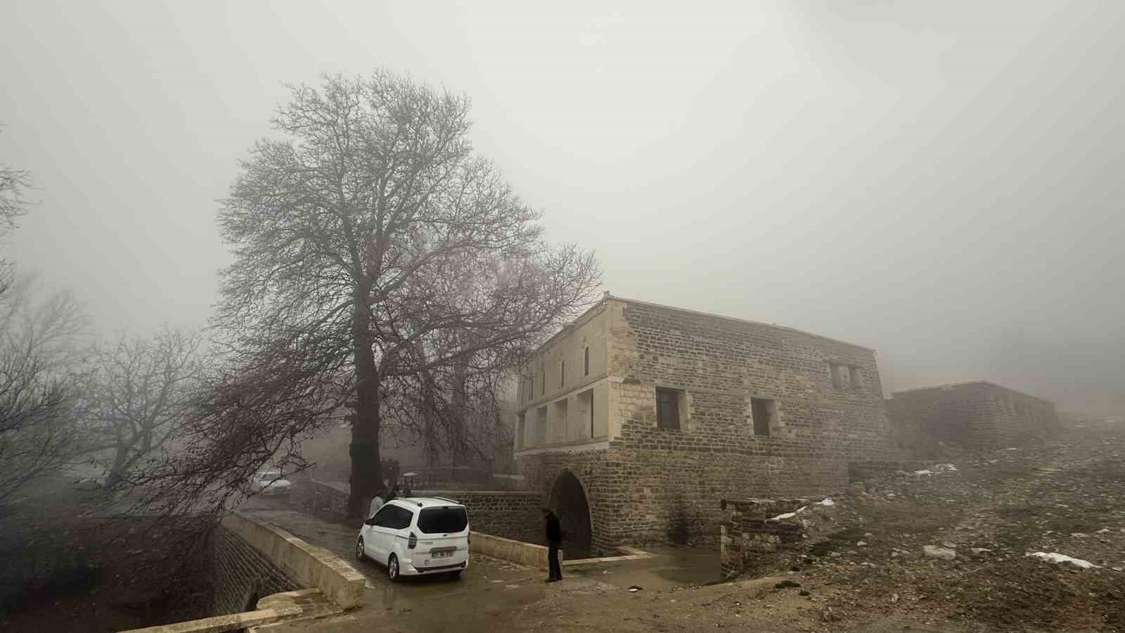 licedeki 486 yillik atak ulu camii sis icinde kaldi 5 WByOicwE