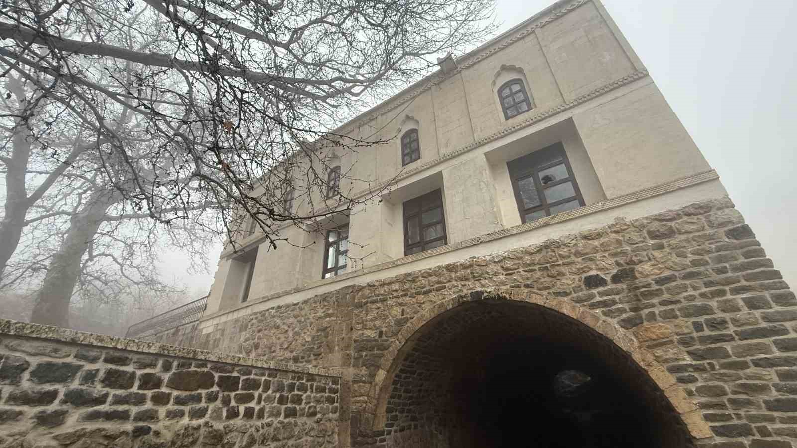 licedeki 486 yillik atak ulu camii sis icinde kaldi 6 UmRGGPdL
