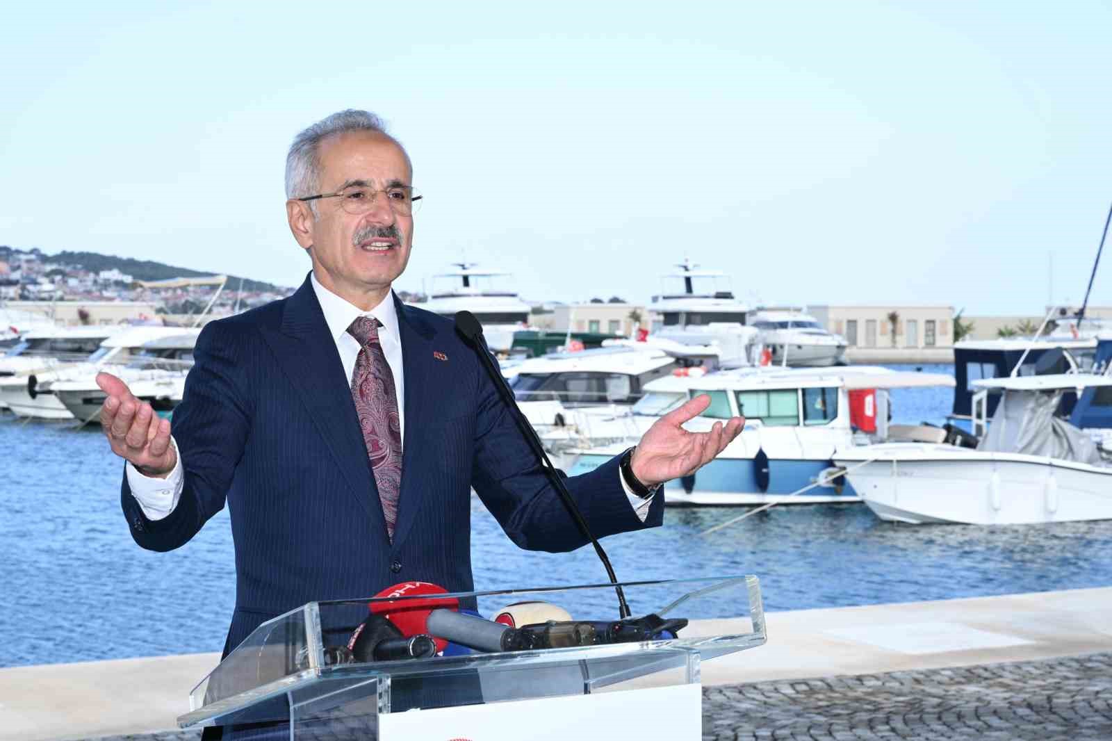 limanlarda nisan rekoru bir ayda 482 milyon ton yuk ve 12 milyon teu konteyner 2DMJD9kf
