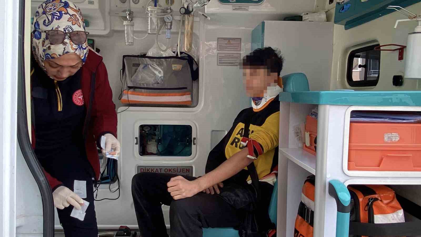liseli ogrencilerin motosiklet gezintisi hastanede son buldu 3 yarali 2 IZzY9OsN