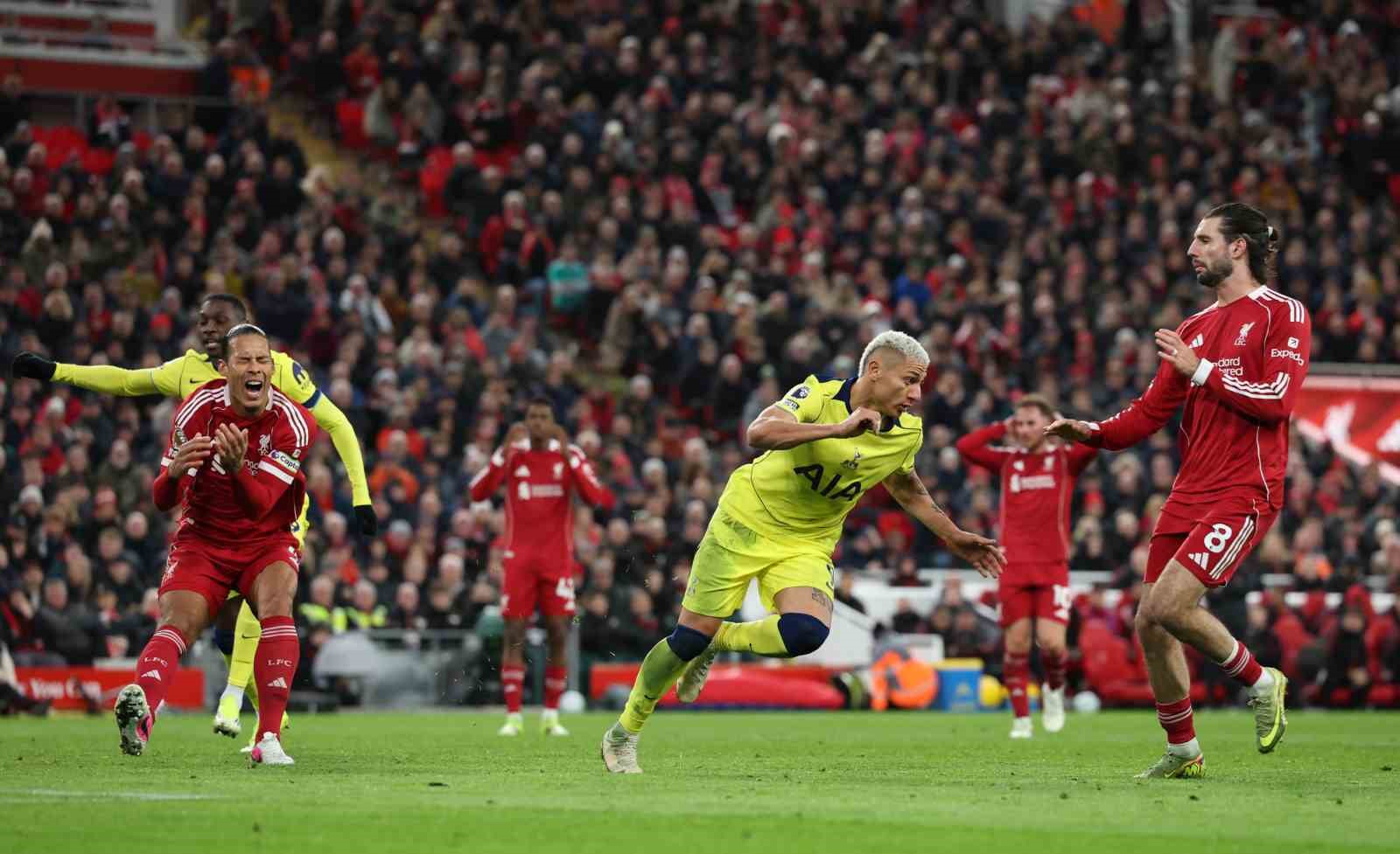 liverpool tottenhama son dakikada takildi 0 FIZdpqDF