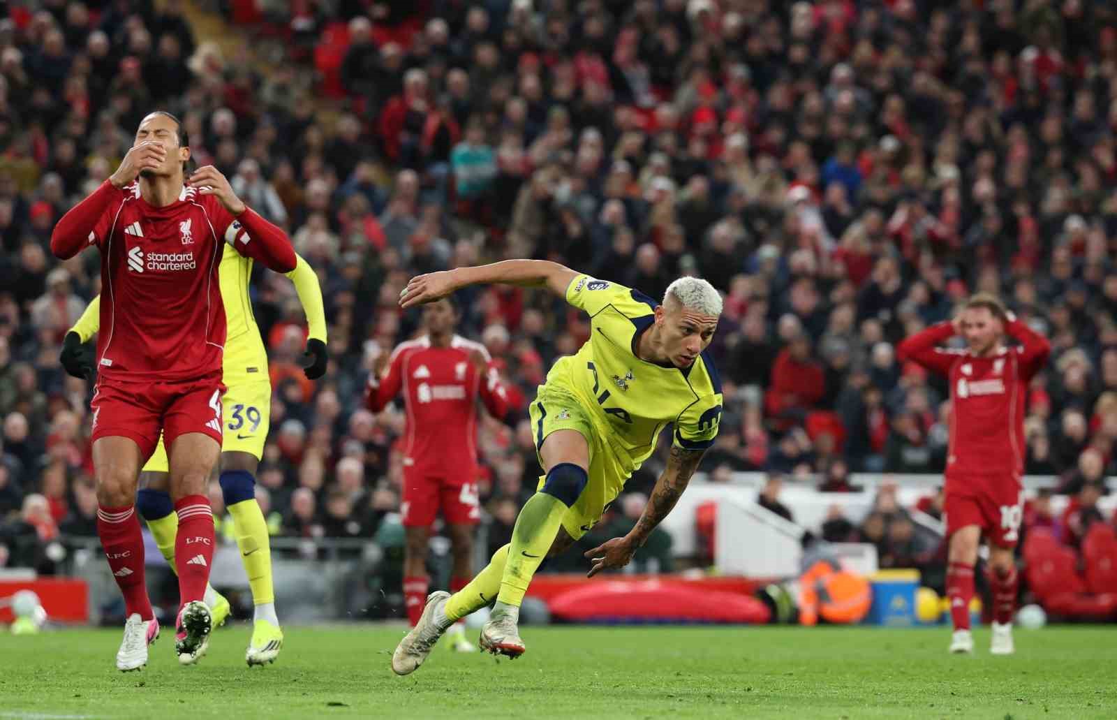 liverpool tottenhama son dakikada takildi 1 KsUReHgA