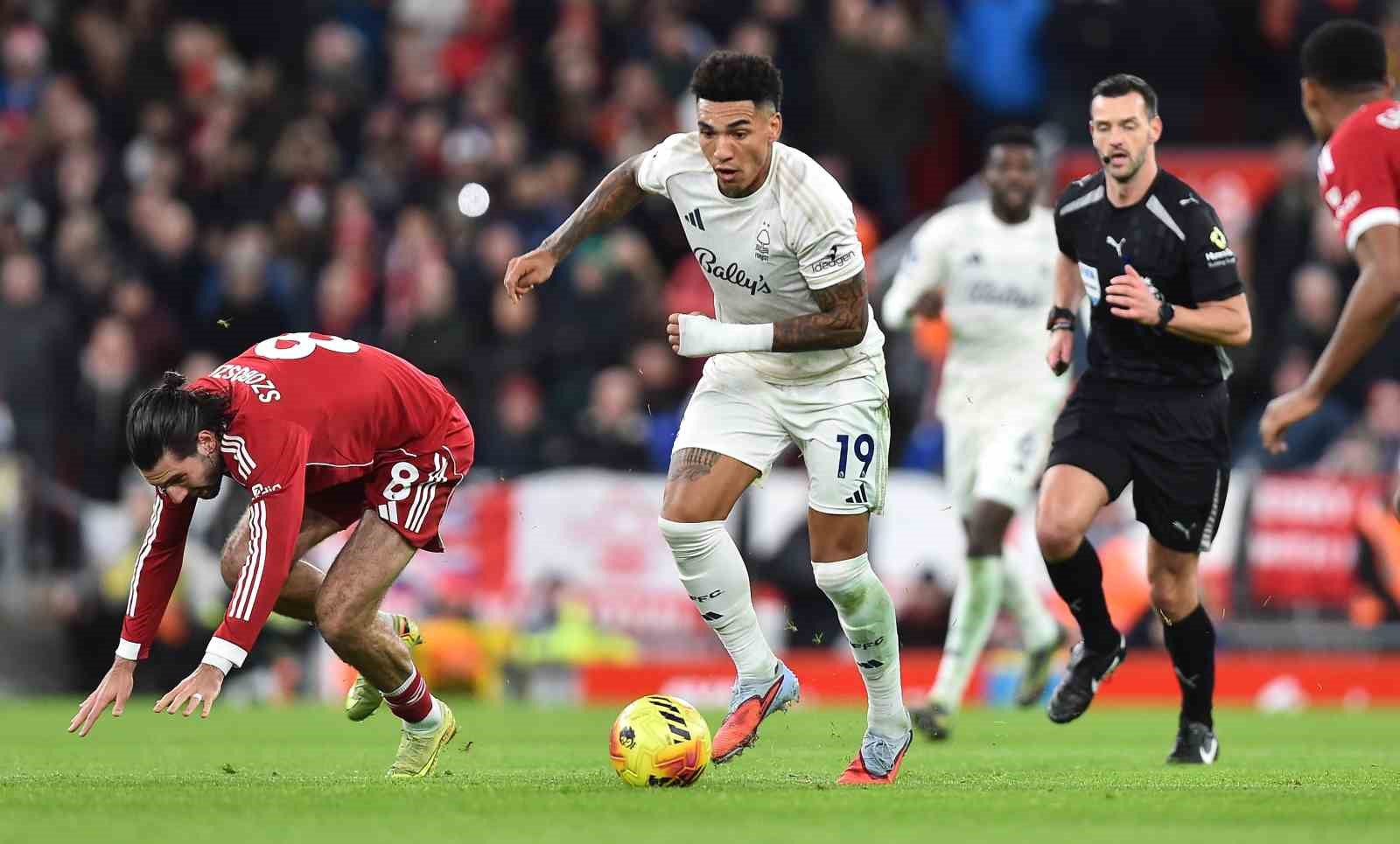 liverpooldan ligde son 7 macta 6 yenilgi 2 agdW3X16