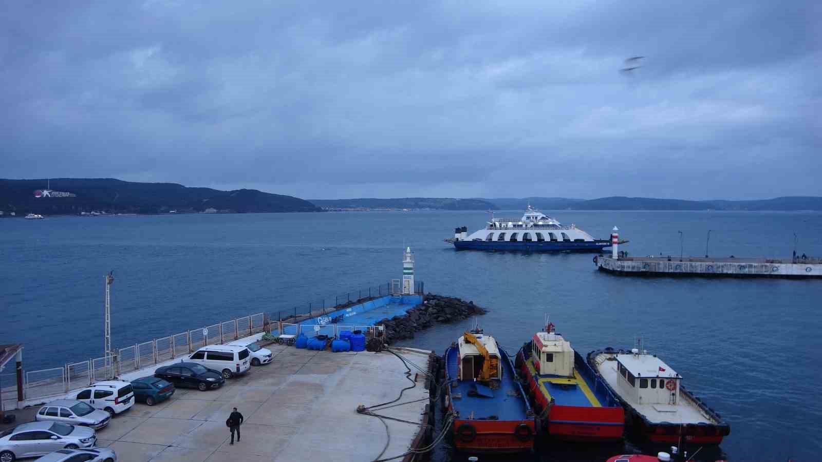 lodos firtinasi nedeniyle cift yonlu trafige kapatilan canakkale bogazi 45 saat sonra acildi 7 zs1Pqm4X