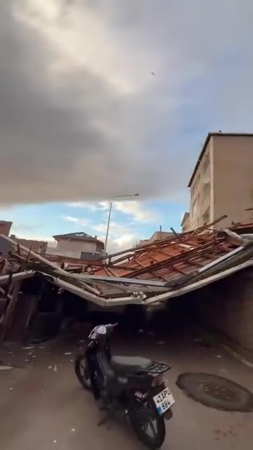 lodos ile kocaeli karanliga gomuldu 3 LTvGgvPM