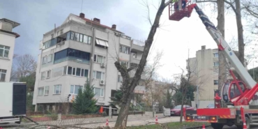 lodosa-karsi-buyuksehir-ekipleri-sahada-EalsEjvZ.jpg